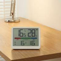 reloj despertador digital con monitor de temperatura y humedad parte trasera magnetica para escritorio o pared funciona con pilas indicador de confort del aire decoracion del hogar