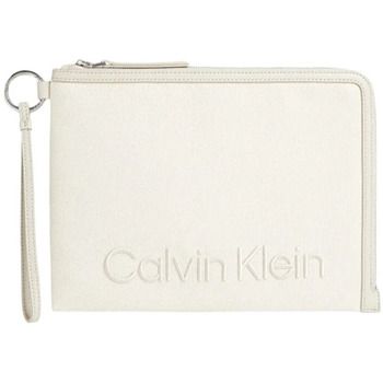 Calvin Klein Jeans Cartera Logo relief para mujer