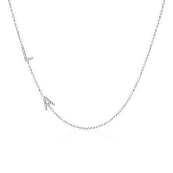 Cadena de mujer con letras de diamantes en oro blanco de 14 quilates