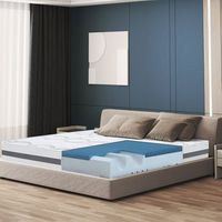 colchon viscoelastico 135x185 cm altura 22 cm  tejido hipoalergenico y transpirable  propiedades ortopedicas adaptables  firmeza media-alta  hecho en italia
