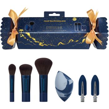 REAL TECHNIQUES EVERYDAY SLAY BRUSH & SPONGE SET