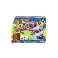 hot wheels parque de skate pulpo set de juego con monopatin de juguete y zapatillas para dedos 5 anos mattel hmk01