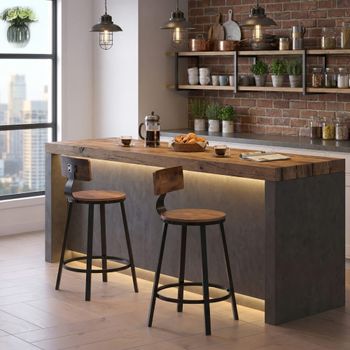 2 taburetes altos de cocina con respaldo de color marrón y negro