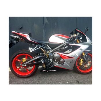 Silenciador de escape Triumph Daytona 675 Mass Oval