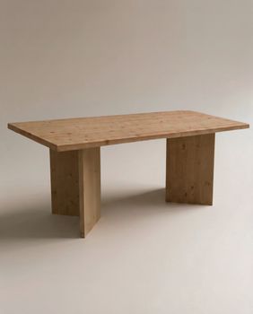 Mesa de comedor de madera maciza en tono roble oscuro de 160x75cm