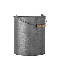 cubo de metal gris
