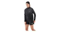 chaqueta cortavientos compressport hurricane black para mujer