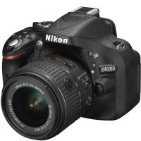 nikon d5200  objetivo af-s dx 18-55mm f35 vr