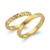 alianzas 8 quilates oro amarillo 7 diamantes
