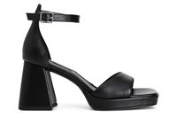 sandalias cerradas por detras de piel black