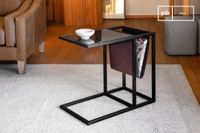 mesa de revista de marmol negro