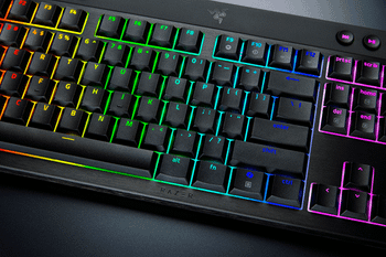 TECLADO RAZER BLACKWIDOW V4 LOW PROFILE HYPERSPEED GREEN SWITCH (US LAYOUT) (RZ03-05270100-R3M1)