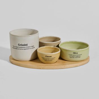Set de 4 cuencos para aperitivos con bandeja de madera de roble