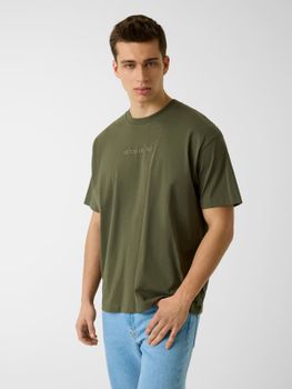 Camiseta Con Logotipo Bordado