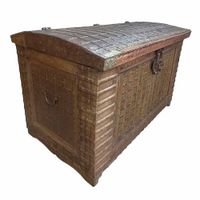 baul de madera y metal acabado artesanal marron 166x94x104h cm