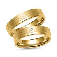 alianzas de oro con diamante