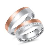 alianzas en oro blanco y rosa con 38 diamantes