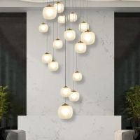 lampara colgante moderna nebula drop r 16 esferas de cristal mate con base negra