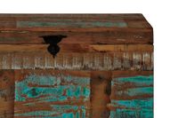 baul fabricado a mano en madera reciclada multicolor