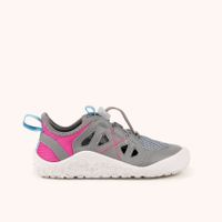 munich mini gloss 04 zapatilla barefoot infantil multideporte gris y fucsia mkp