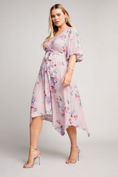 Yours London Vestido Rosa Floral Con Bajo Asimétrico, Mujer Curvy Y Tallas Grandes, Yours London