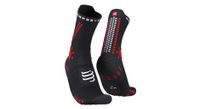 par de calcetines compressport pro racing v4 0 trail black   red