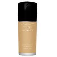 M.A.C Studio Radiance Serum-Powered Foundation NC20 30ml