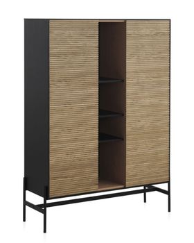 Vitrina chapada en madera de fresno color negro con puertas en natural