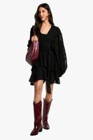 vestido skater en tela desgastada con estampado cachemira escalonado y cinturon negro