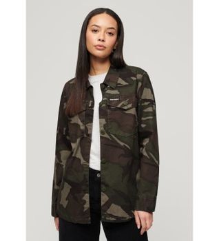 Superdry para mujer. W4010424A Sobrecamisa militar verde (M), Casual, Camuflaje, Algodón, Manga larga