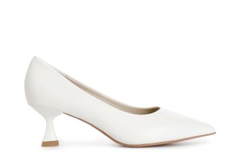 zapato de salón de napa cream