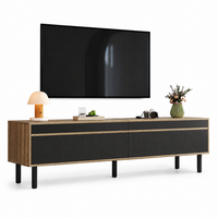 mueble de tv de 170 cm negro y madera natural con cuatro puertas