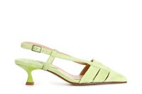 zapato de salon con dos bandas de piel de ante y tira en la parte trasera green