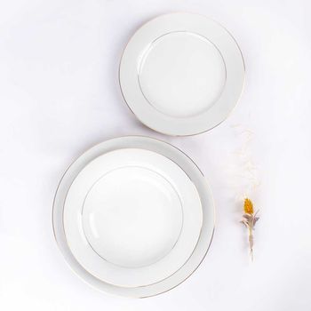 Juego De Platos De Porcelana Blanca (18 Piezas) Bremen, 6 Platos Llanos, 6 Platos Hondos, 6 Platos De Postre, Filo De Oro