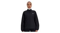 chaqueta cortaviento new balance sport essentials mujer negra