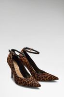 nadeea cuero genuino court shoes