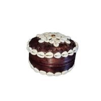 caja de bambu y conchas marron oscuro  d15 cm