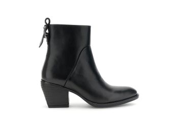 botines de piel con detalle trasero black 37