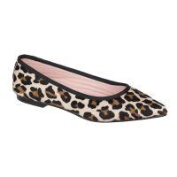 bailarina pelo potro leopardo
