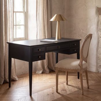 Escritorio de 132 cm de pino macizo y MDF negro mate