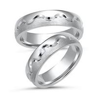 alianzas 14 quilates oro blanco con diamante