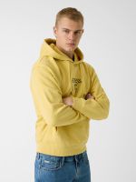 sudadera con capucha y logo estampado