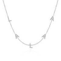 cadena mujer letras en oro blanco de 14 quilates con diamantes