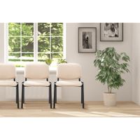 silla con patas de metal y asiento en tela crema