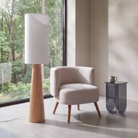 lampara de pie de madera de caucho y tela rizada alt 141 cm