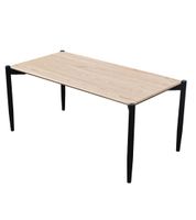 mesa de centro con estructura metalica negra y tapa en mdf beige