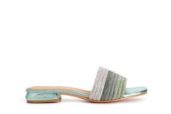 zapatilla efecto laminado con pedrería green