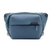 estuche para camara peak design everyday azul impermeable con tirante hombro