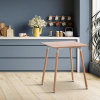 mesa cuadrada para 4 personas en madera natural