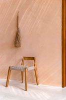 escoba de rafia sisal y palma en marron 7x3x68 cm